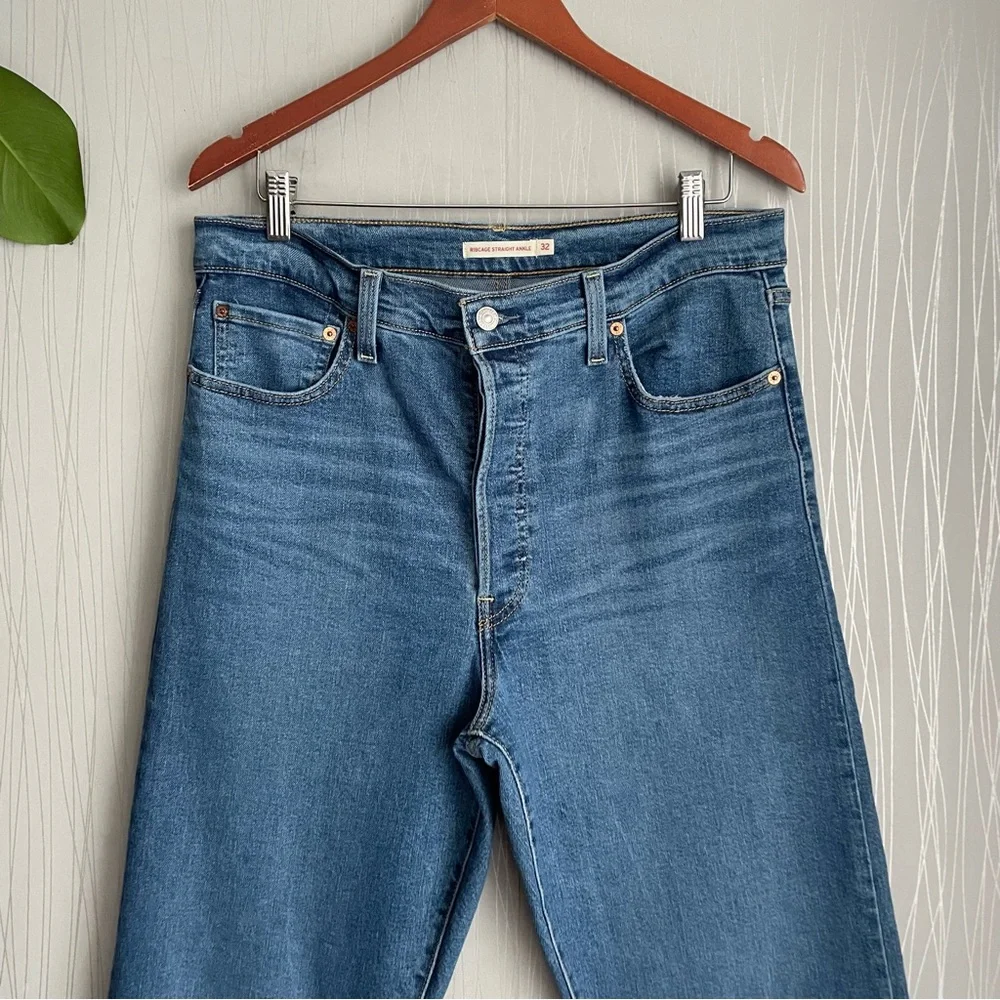 Levi’s Ribcage Straight Ankle Jeans size 32 - Picture 2 of 10